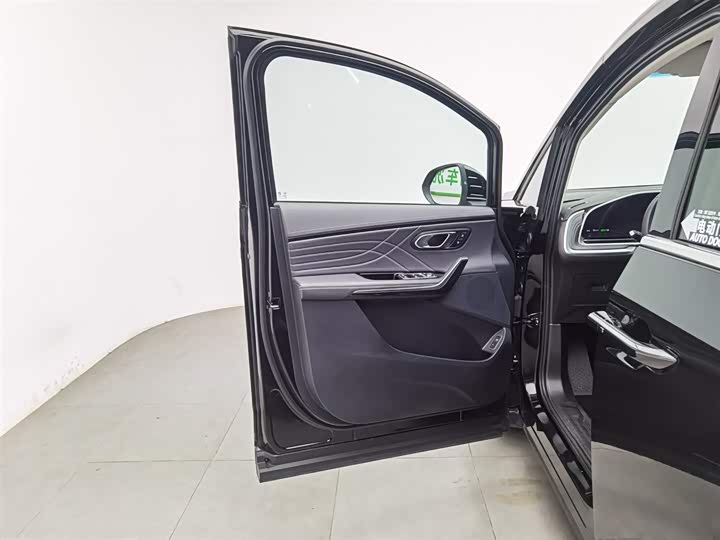 Maxus G90 2022 2022款 2.0T 星河七座版