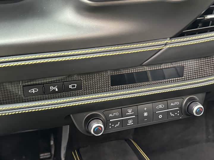 Ferrari F8 2020 2020款 Spider 3.9T V8