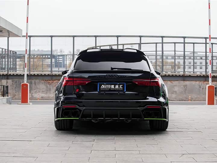 Audi RS 6 2021 2021款 RS 6 4.0T Avant 尊享版