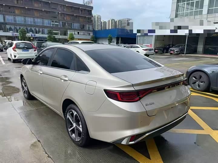Geely Emgrand L 2022 2022款 1.4T CVT至尊型