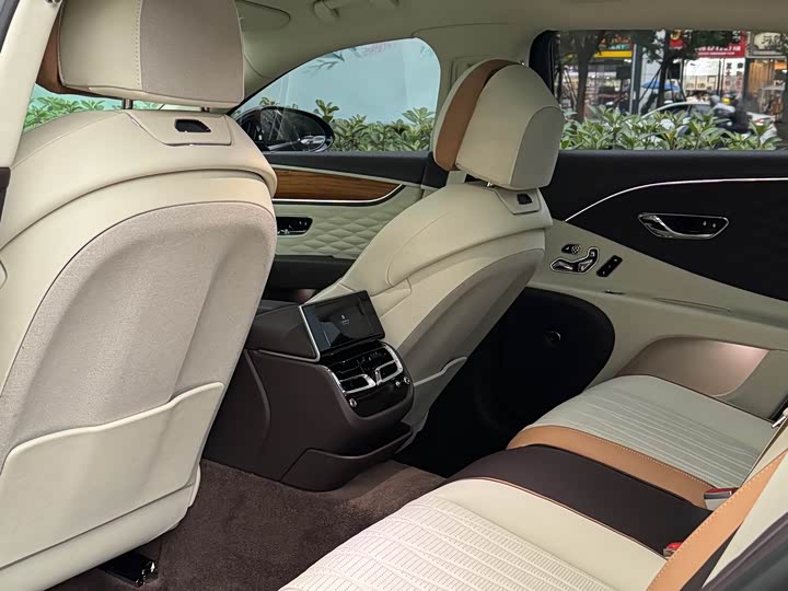 Bentley Flying Spur Hybrid 2022 2022款 2.9T V6 Hybrid