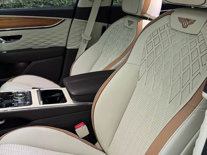 Bentley Flying Spur Hybrid 2022 2022款 2.9T V6 Hybrid