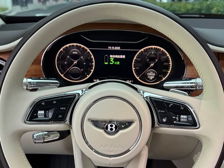Bentley Flying Spur Hybrid 2022 2022款 2.9T V6 Hybrid