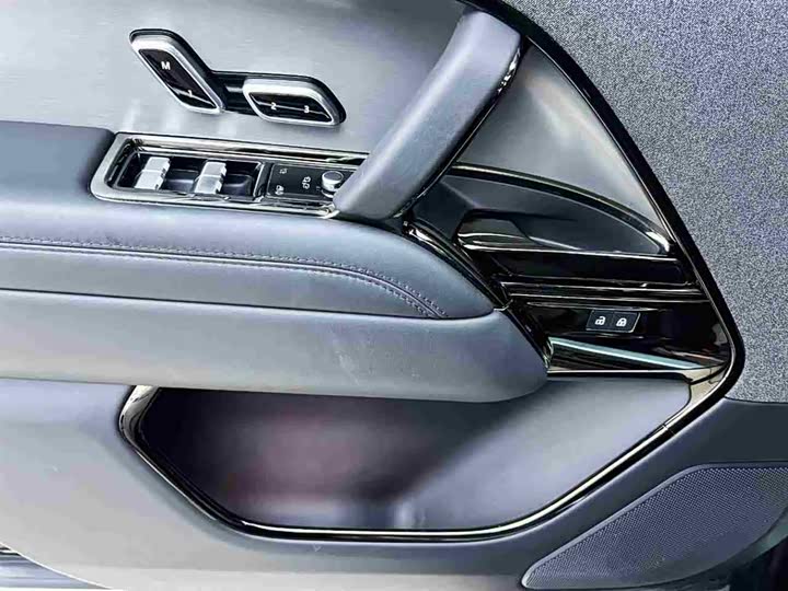 Land Rover Range Rover Sport 2024 2024款 400PS Dynamic SE