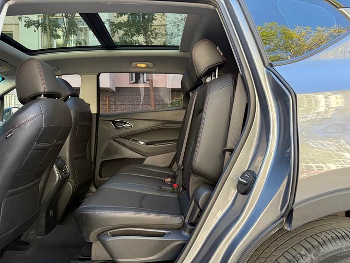 Chevrolet Orlando 2020 2020款 轻混 Redline 530T 自动纵享版（5+2款）