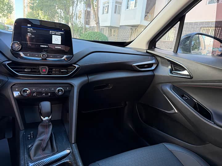 Chevrolet Orlando 2020 2020款 轻混 Redline 530T 自动纵享版（5+2款）