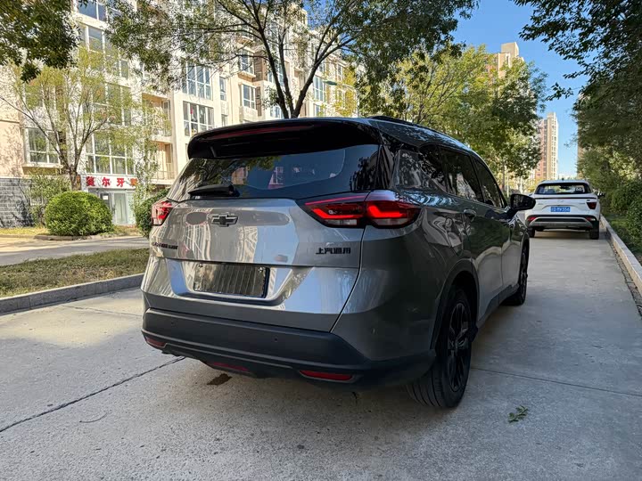 Chevrolet Orlando 2020 2020款 轻混 Redline 530T 自动纵享版（5+2款）