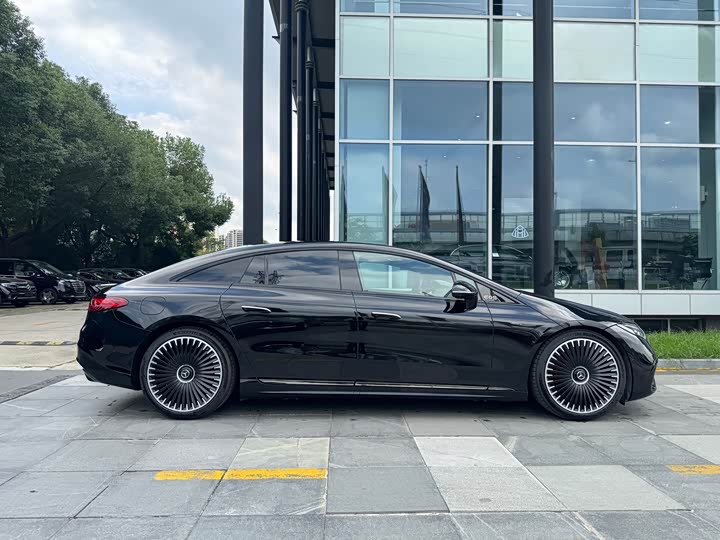 Mercedes-Benz EQS AMG 2022 2022款 AMG EQS 53 4MATIC+