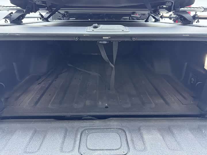 Jeep Gladiator 2022 2022款 3.6L 先行版