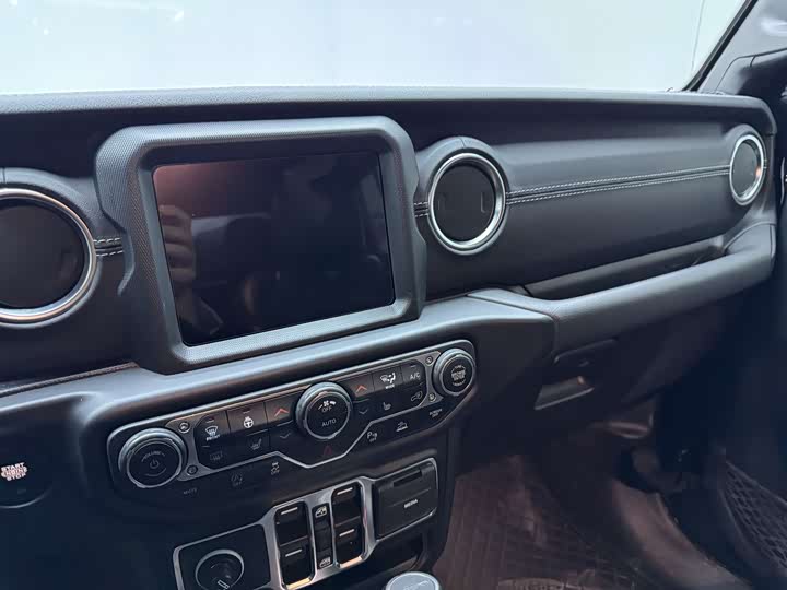 Jeep Gladiator 2022 2022款 3.6L 先行版