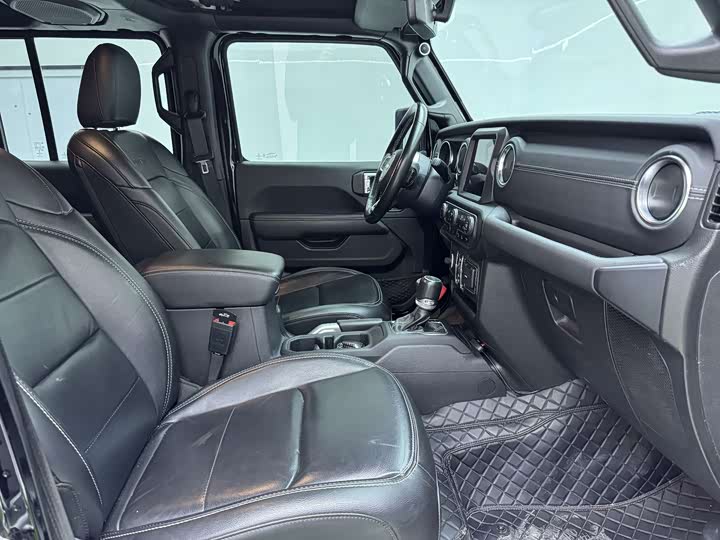 Jeep Gladiator 2022 2022款 3.6L 先行版