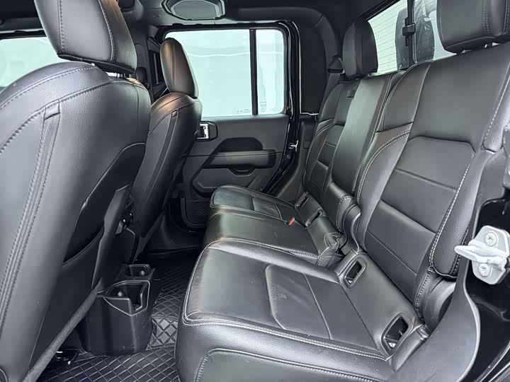 Jeep Gladiator 2022 2022款 3.6L 先行版