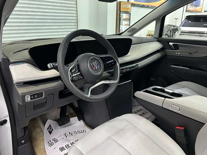 Buick GL8 ES 2025 2025款 陆尊 尊享版