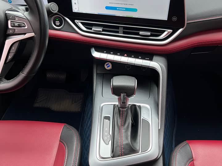 Maxus T90 2021 2021款 2.0T单增压 自动两驱高底盘舒享型长箱