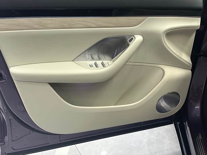 Luxeed R7 2025 2025款 增程 251km Max