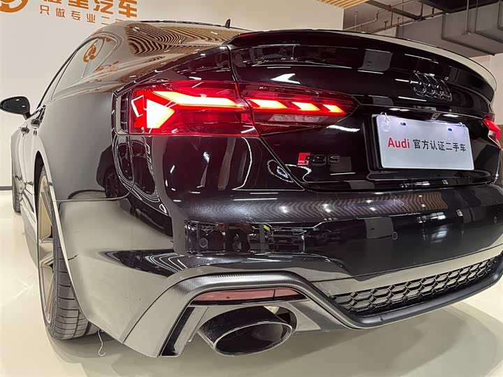 Audi RS 5 2023 2023款 RS 5 2.9T Sportback 暗金版