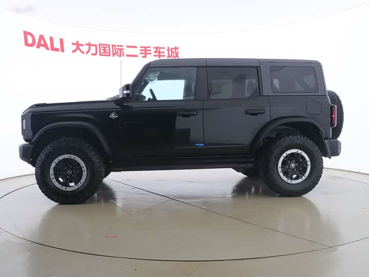 Ford Bronco 2024 2024款 2.3T 长滩大脚越野版