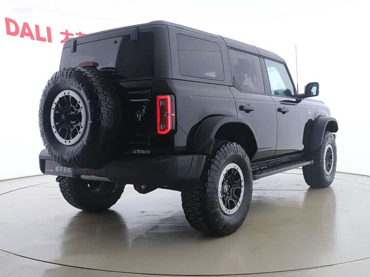 Ford Bronco 2024 2024款 2.3T 长滩大脚越野版