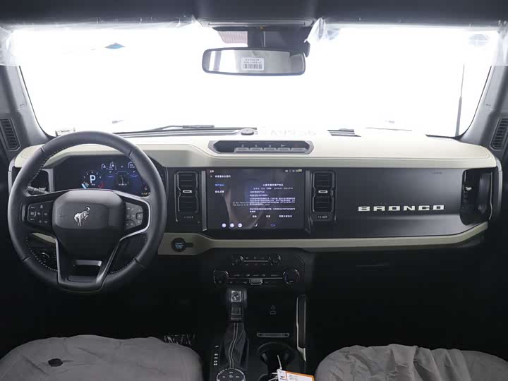 Ford Bronco 2024 2024款 2.3T 长滩大脚越野版