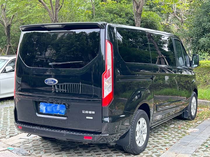 Ford Tourneo 2020 2020款 2.0T 自动精英版 国VI