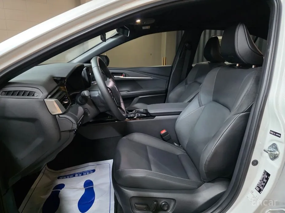 Toyota Camry 2024 2.5 XLE Hybrid