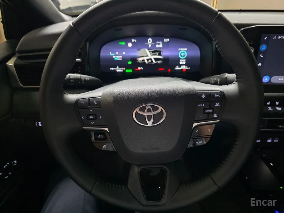 Toyota Camry 2024 2.5 XLE Hybrid