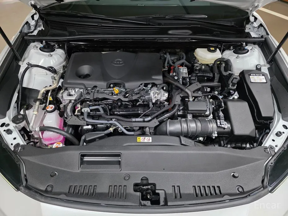 Toyota Camry 2024 2.5 XLE Hybrid