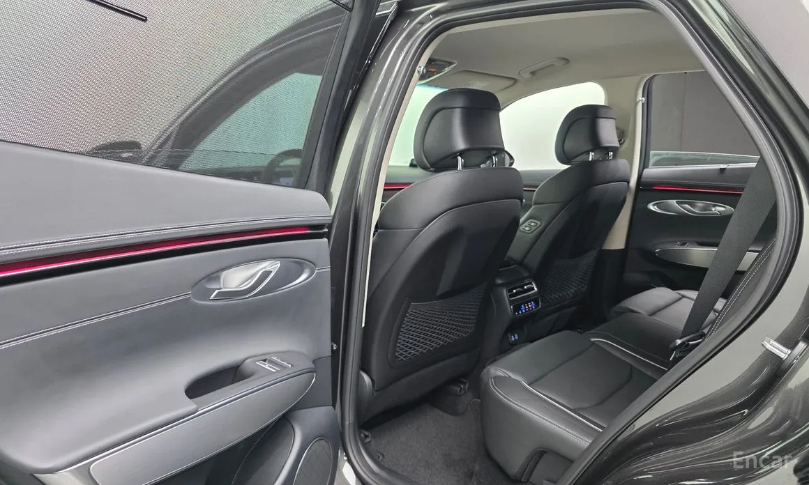 Genesis GV70 2021 2.5T Gasoline AWD