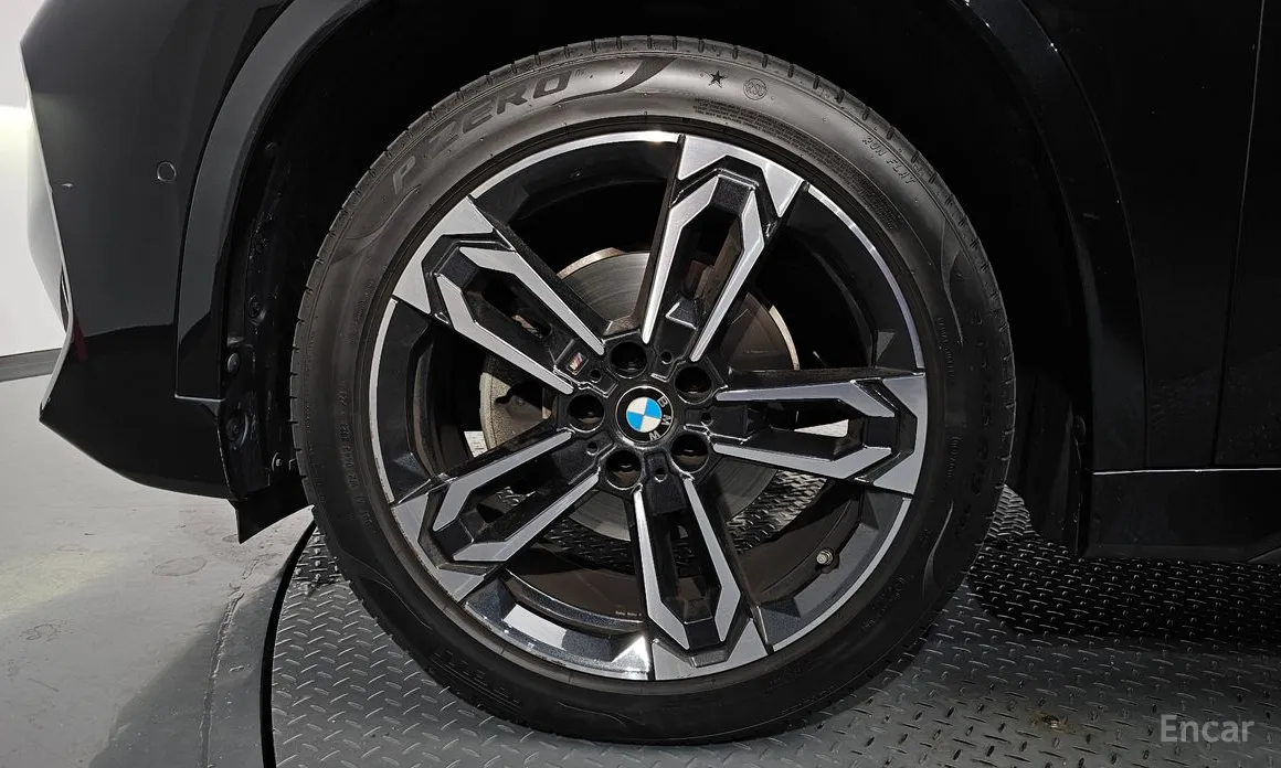 BMW X1 2023 sDrive 20i M Sport