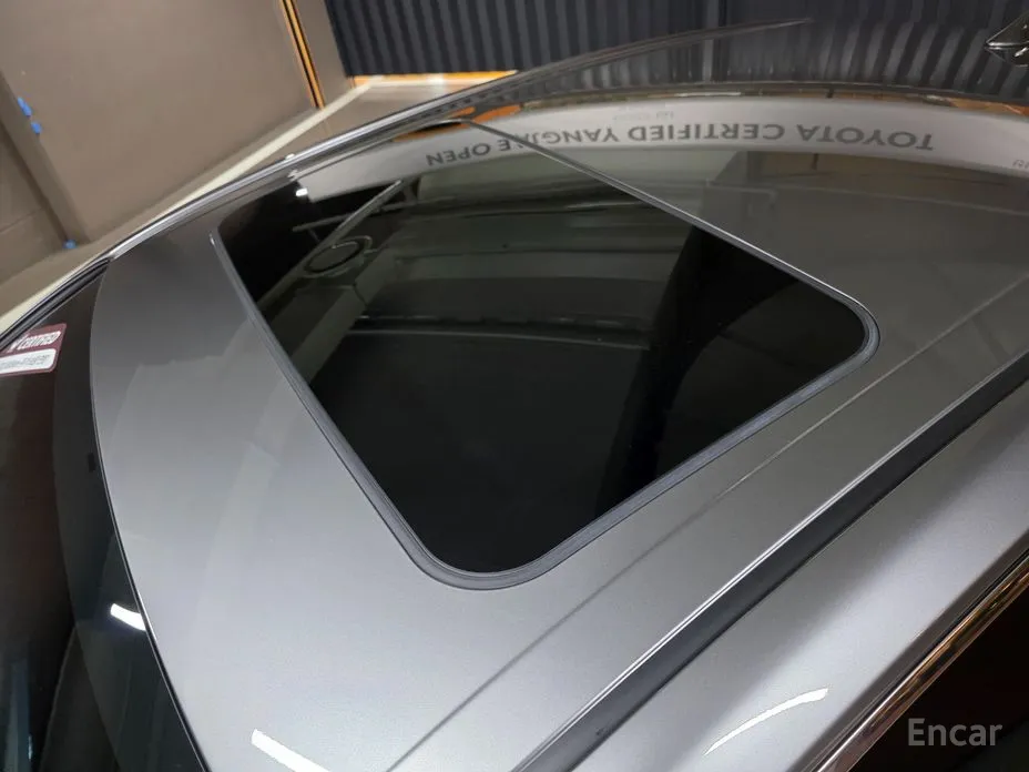 Toyota Camry 2024 2.5 XLE Hybrid