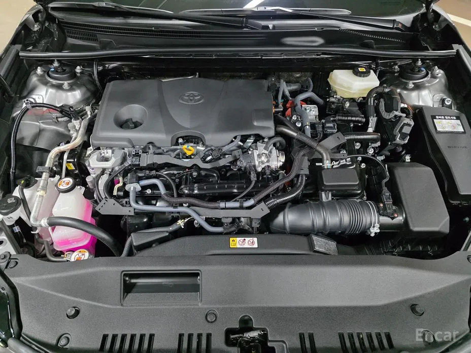Toyota Camry 2024 2.5 XLE Hybrid