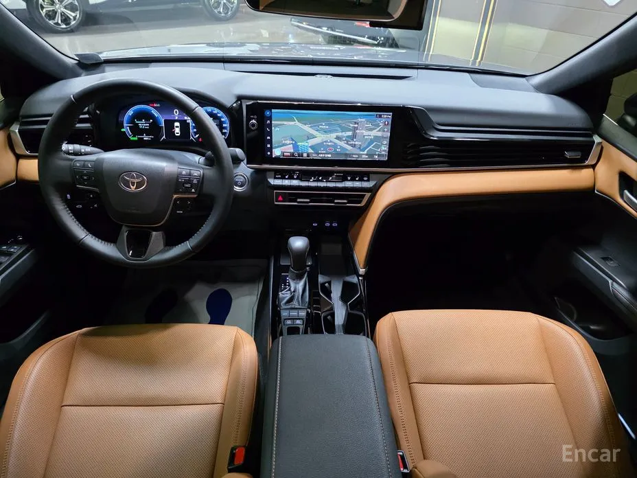 Toyota Camry 2024 2.5 XLE Hybrid