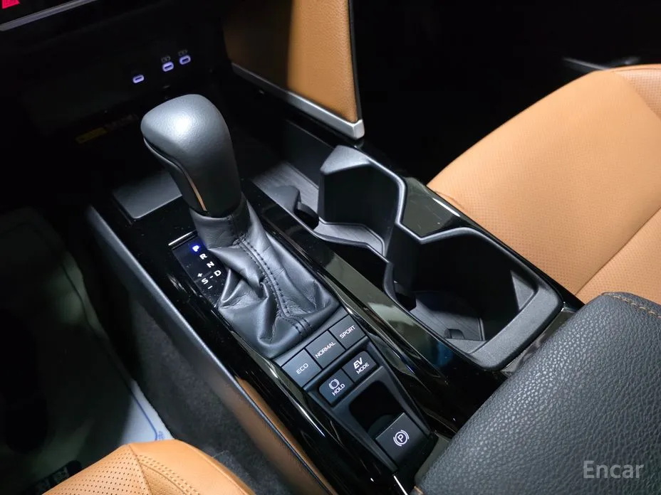 Toyota Camry 2024 2.5 XLE Hybrid