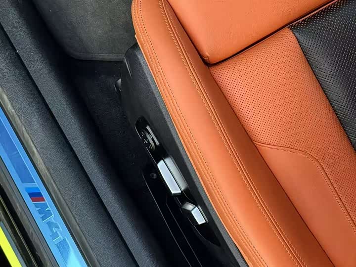 BMW M4 2024 2024款 M4双门轿跑车 雷霆版