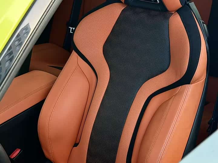 BMW M4 2024 2024款 M4双门轿跑车 雷霆版