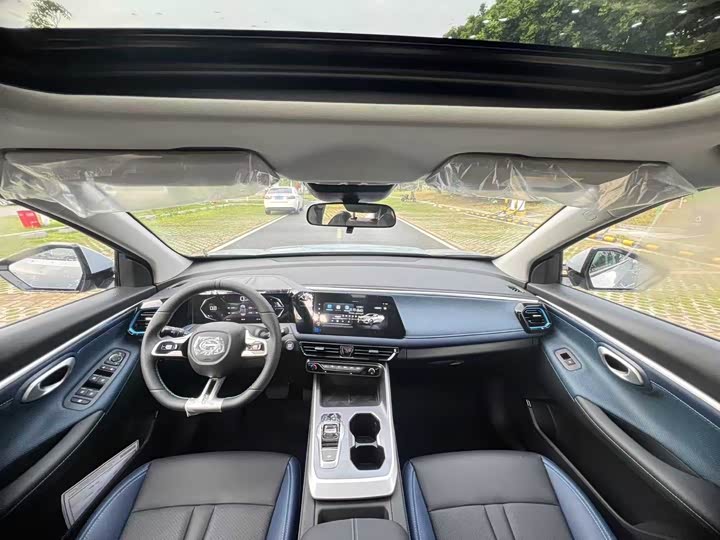 GAC Trumpchi GS3 2023 2023款 影速 270T 劲享版