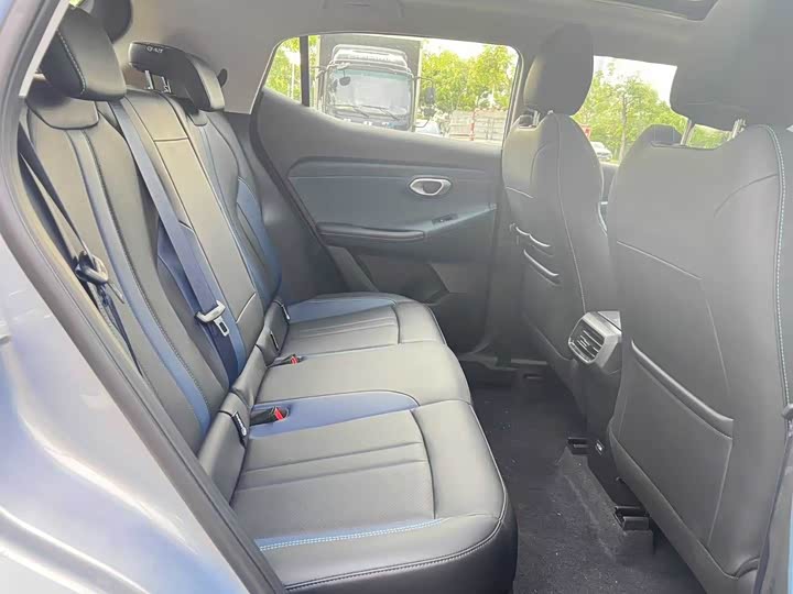 GAC Trumpchi GS3 2023 2023款 影速 270T 劲享版