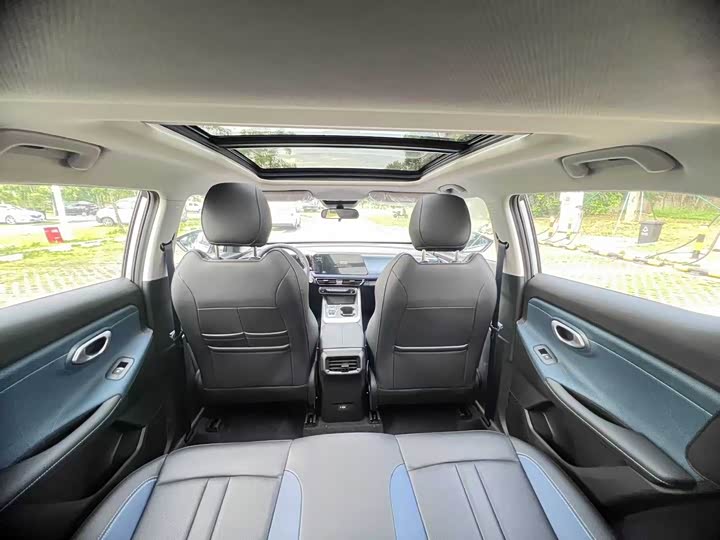 GAC Trumpchi GS3 2023 2023款 影速 270T 劲享版