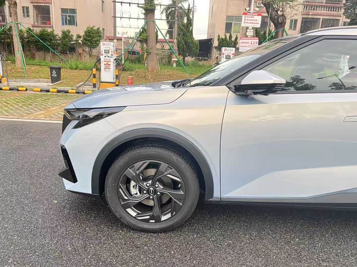 GAC Trumpchi GS3 2023 2023款 影速 270T 劲享版