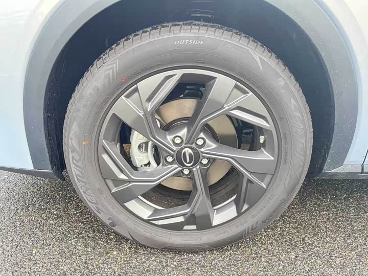 GAC Trumpchi GS3 2023 2023款 影速 270T 劲享版