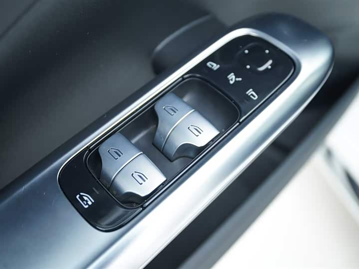 Mercedes-Benz C-Class Hybrid 2023 2023款 C 350 eL