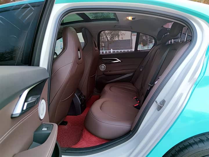 BMW 1 Series 2023 2023款 125i M运动曜夜版