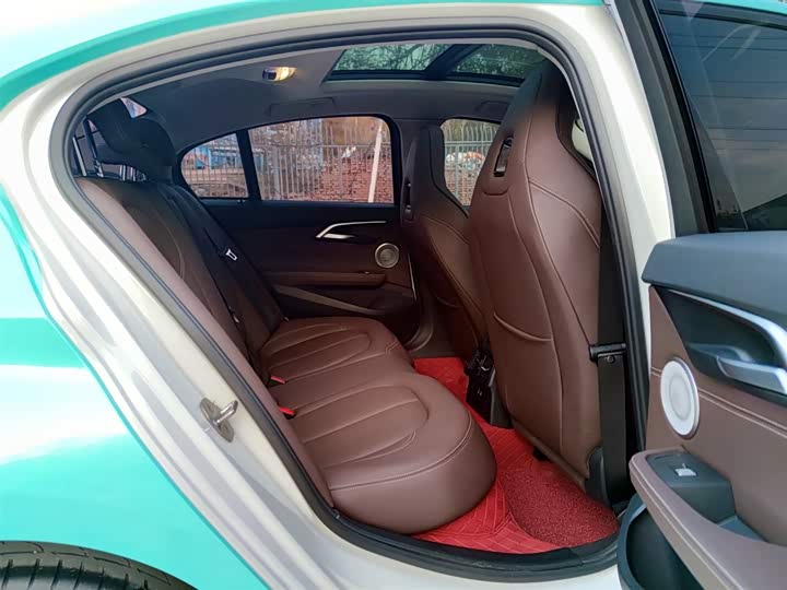 BMW 1 Series 2023 2023款 125i M运动曜夜版