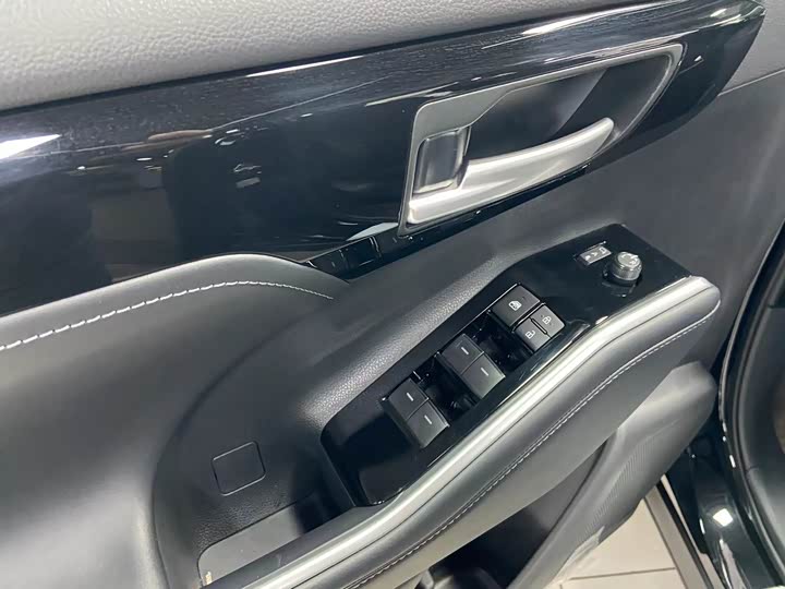 Toyota Highlander 2024 2024款 380T 四驱尊贵版 7座