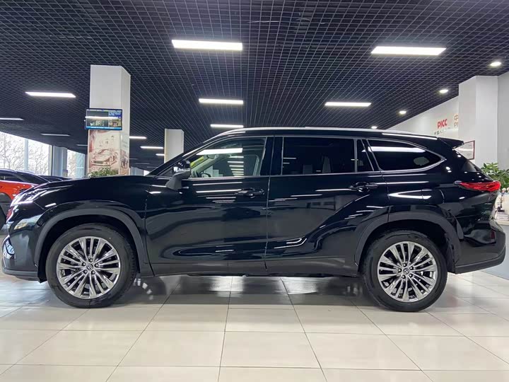 Toyota Highlander 2024 2024款 380T 四驱尊贵版 7座