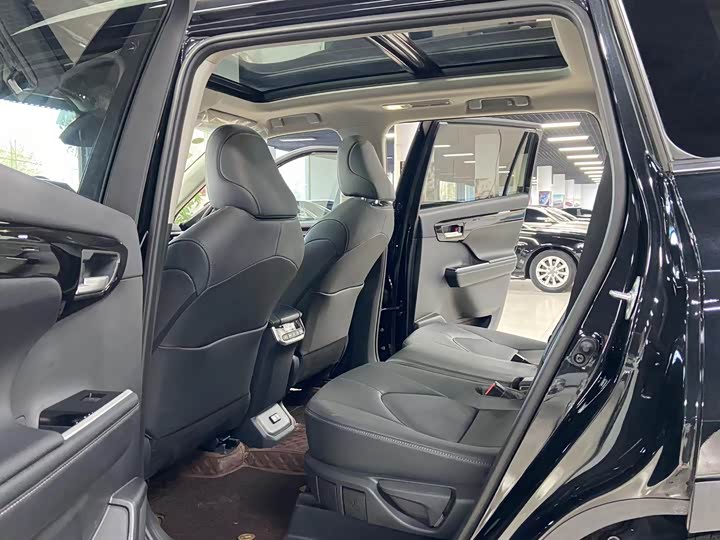 Toyota Highlander 2024 2024款 380T 四驱尊贵版 7座