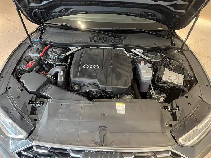 Audi A7 2024 2024款 45 TFSI 臻选型