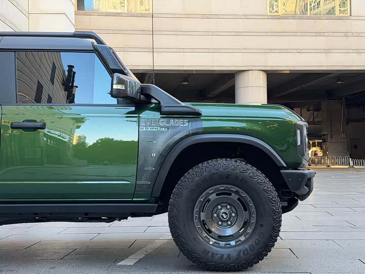 Ford Bronco 2024 2024款 2.3T 大沼泽地