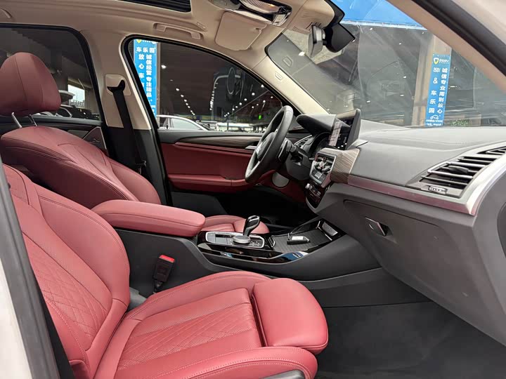 BMW X3 2023 2023款 xDrive30i 领先型 M曜夜套装