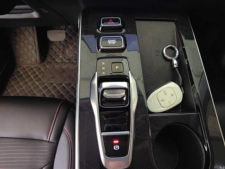 GAC Trumpchi Emkoo 2022 2022款 1.5T 超新星Pro版